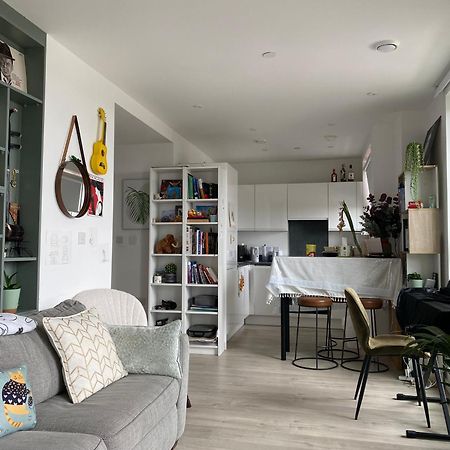 Apartament Cozy Flat With Stunning Views Londyn Zewnętrze zdjęcie